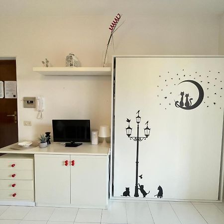 Zona Poeti - Relax In Piscina - Free Parking Apartment Loano Exterior photo