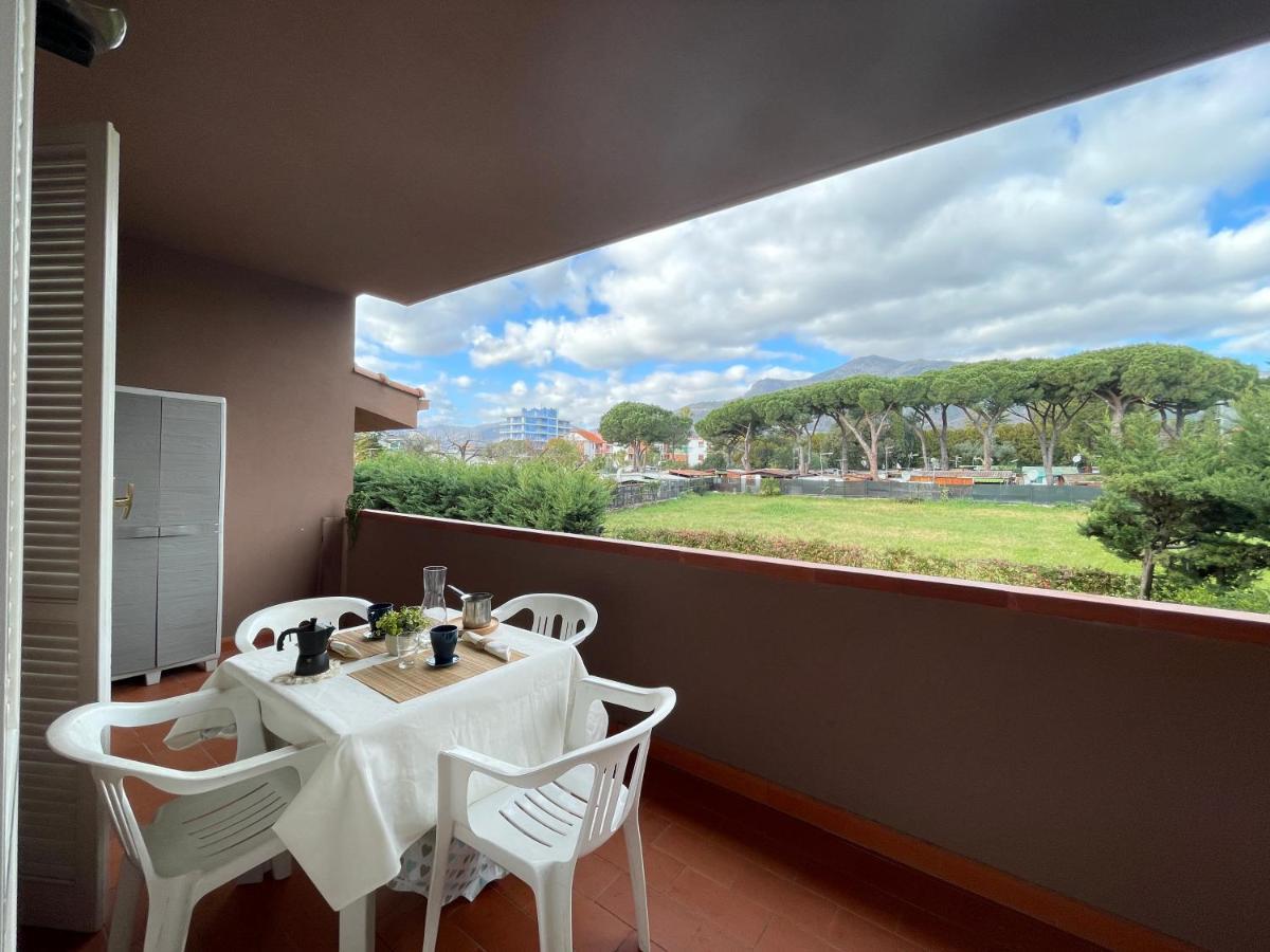 Zona Poeti - Relax In Piscina - Free Parking Apartment Loano Exterior photo