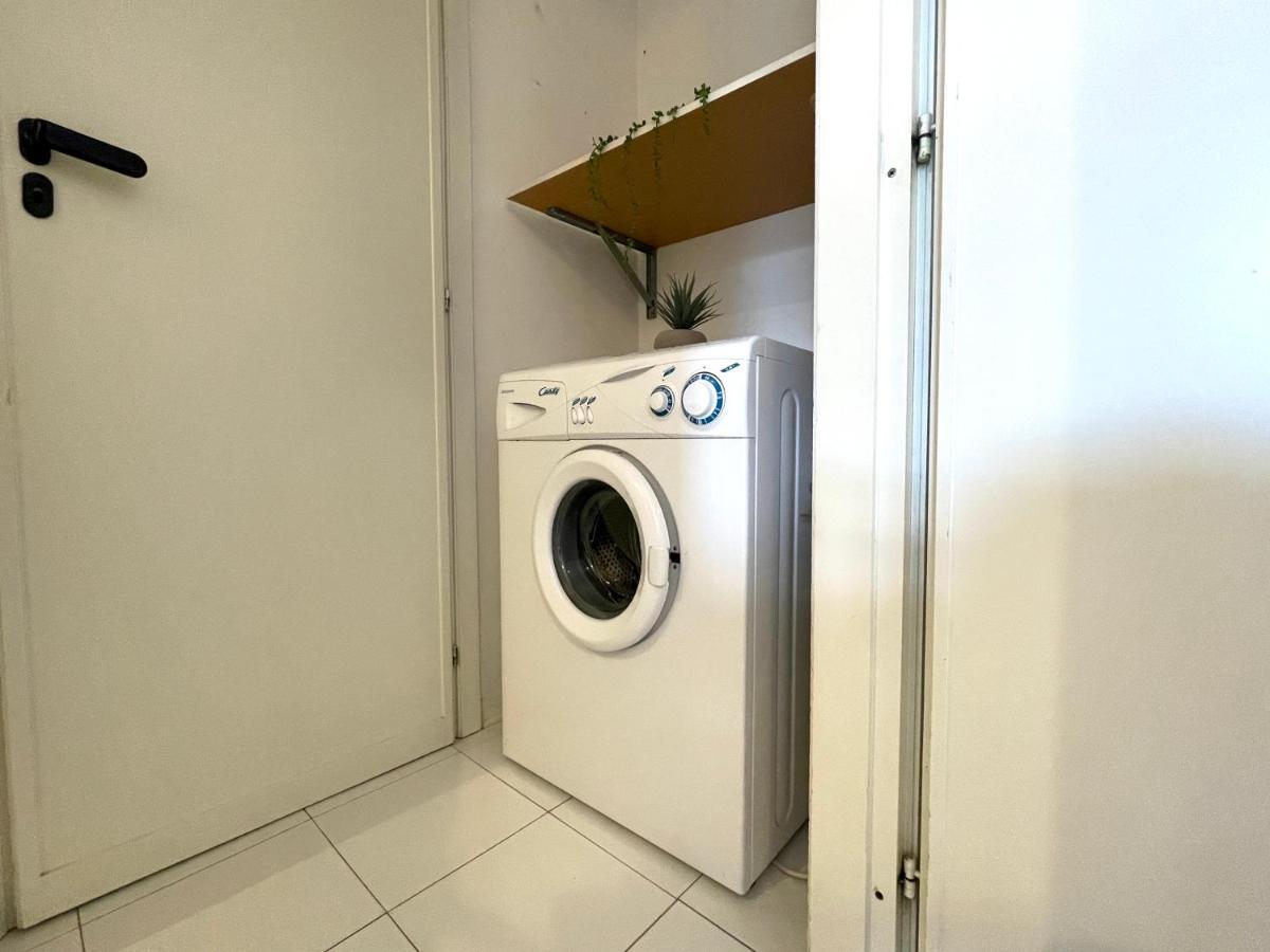 Zona Poeti - Relax In Piscina - Free Parking Apartment Loano Exterior photo